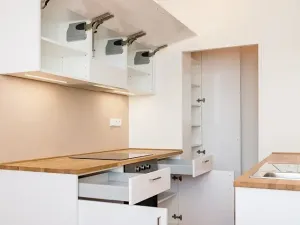 Pronájem bytu 4+kk, Praha - Vokovice, Africká, 77 m2