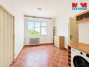 Prodej bytu 1+1, Praha - Vinohrady, Hollarovo náměstí, 43 m2
