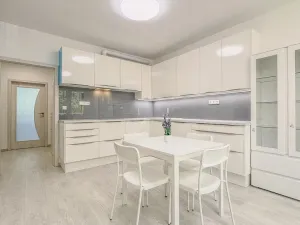 Pronájem bytu 2+kk, Praha - Hlubočepy, Gabinova, 47 m2