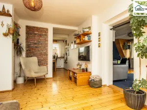 Prodej bytu 3+1, Cheb, Spálená, 74 m2