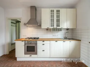 Pronájem bytu 2+1, Praha, Konopišťská, 54 m2