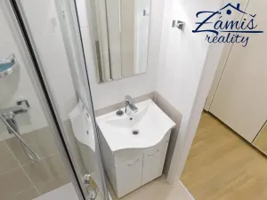 Pronájem bytu 2+1, Kladno, Litevská, 62 m2