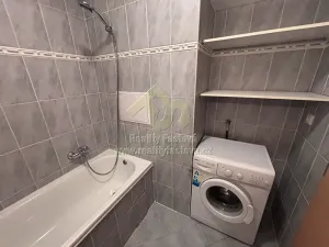 Pronájem bytu 2+kk, Plzeň, Plzenecká, 42 m2