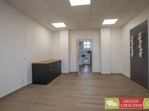 Pronájem kanceláře, Říčany, 17. listopadu, 24 m2