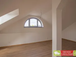 Pronájem kanceláře, Říčany, 17. listopadu, 61 m2