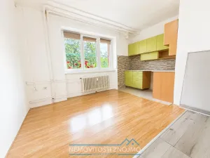 Prodej bytu 1+kk, Znojmo, Pražská sídl., 21 m2