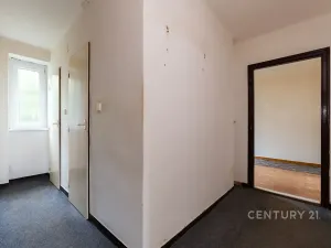 Prodej bytu 2+1, Meziboří, Okružní, 62 m2