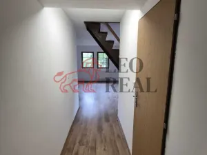 Pronájem bytu 2+1, Nový Bor, Husova, 78 m2