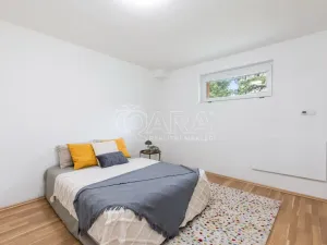 Prodej bytu 2+1, Praha - Zbraslav, Elišky Přemyslovny, 88 m2