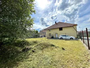 Prodej komerčního pozemku, Hořany, 563 m2