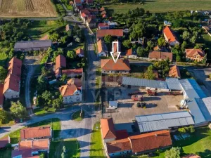 Prodej komerčního pozemku, Hořany, 563 m2