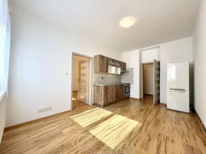 Pronájem bytu 2+kk, Náchod, Žižkova, 48 m2