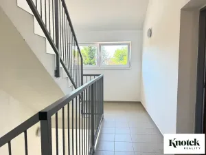 Pronájem bytu 2+1, Brno, Kobylnická, 32 m2