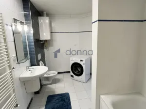 Pronájem bytu 4+kk, Praha, Pod Kavalírkou, 100 m2