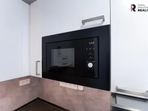 Prodej bytu 1+kk, Praha - Hloubětín, Šestajovická, 30 m2