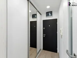 Prodej bytu 1+kk, Praha - Hloubětín, Šestajovická, 30 m2