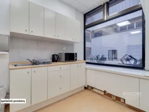 Pronájem kanceláře, Praha - Libeň, Sokolovská, 35 m2