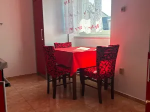 Pronájem bytu 2+1, Rychnov nad Kněžnou, Hrdinů odboje, 54 m2