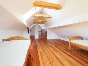 Prodej chalupy, Zahrádky - Horní Dvorce, 180 m2
