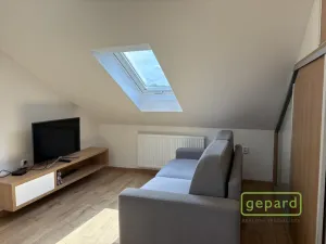 Pronájem bytu 2+1, Olomouc, Matěje z Janova, 45 m2