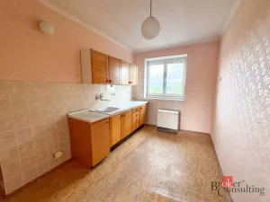 Prodej bytu 2+1, Janovice nad Úhlavou, Sídliště, 59 m2