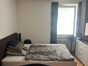 Pronájem bytu 2+1, Praha, Místecká, 52 m2