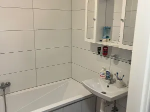 Pronájem bytu 2+1, Praha, Místecká, 52 m2