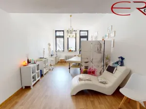 Pronájem obchodního prostoru, Jablonec nad Nisou, Riegrova, 24 m2