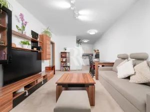Prodej bytu 3+kk, Praha - Petrovice, Rezlerova, 63 m2