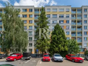 Prodej bytu 3+kk, Praha - Petrovice, Rezlerova, 63 m2