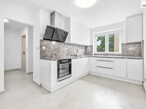Prodej bytu 3+1, Poděbrady - Poděbrady II, Dr. Beneše, 65 m2