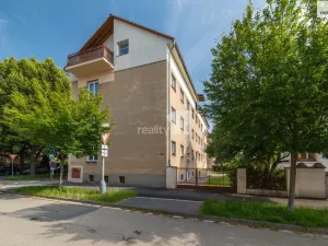 Prodej bytu 3+1, Poděbrady - Poděbrady II, Dr. Beneše, 65 m2