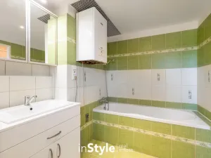 Pronájem bytu 2+1, Uherské Hradiště, Boženy Němcové, 57 m2