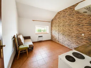 Pronájem bytu 2+1, Lánov, 48 m2