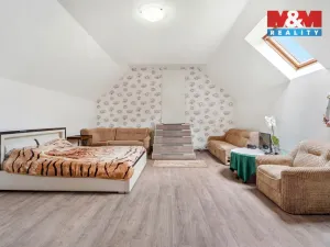 Prodej rodinného domu, Kněžmost - Koprník, 250 m2