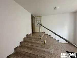Pronájem výrobních prostor, Varnsdorf, Žilinská, 2400 m2