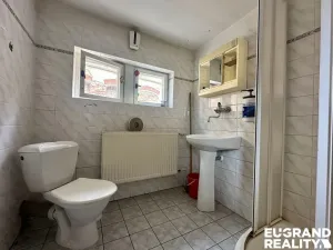 Pronájem výrobních prostor, Varnsdorf, Žilinská, 2400 m2