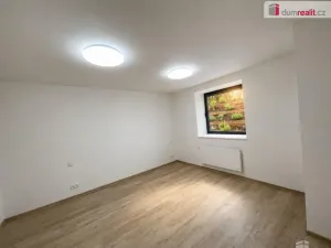 Pronájem bytu 2+kk, Zlín, Sadová, 53 m2