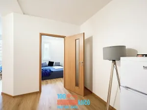 Pronájem bytu 1+1, Praha - Modřany, Vorařská, 37 m2