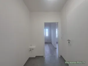 Pronájem bytu 2+kk, Praha - Hostivař, Arnošta Staňka, 31 m2