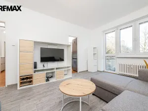 Pronájem bytu 2+1, Praha - Letňany, Vítkovická, 52 m2