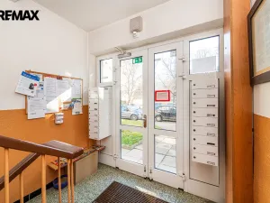Pronájem bytu 2+1, Praha - Letňany, Vítkovická, 52 m2