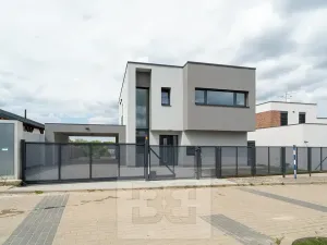 Pronájem rodinného domu, Praha - Stodůlky, Čeřovského, 147 m2