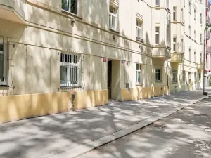 Pronájem bytu 2+kk, Praha - Košíře, Pod Kavalírkou, 44 m2