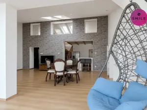 Prodej atypického bytu, Klimkovice, Náměstí, 135 m2