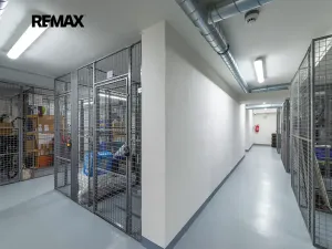 Pronájem bytu 1+kk, Praha - Vinohrady, Perucká, 27 m2