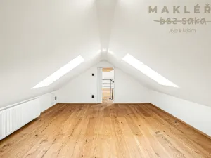 Prodej atypického bytu, Praha, Elišky Přemyslovny, 81 m2