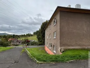 Pronájem bytu 2+1, Ústí nad Labem - Neštěmice, Sibiřská, 57 m2