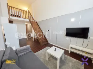 Pronájem bytu 1+kk, Zlín, Devadesátá, 40 m2