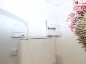 Prodej obchodního prostoru, Praha - Libeň, 58 m2